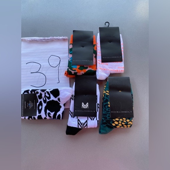 Wonen's Colorful Socks Set - Picture 2 of 5